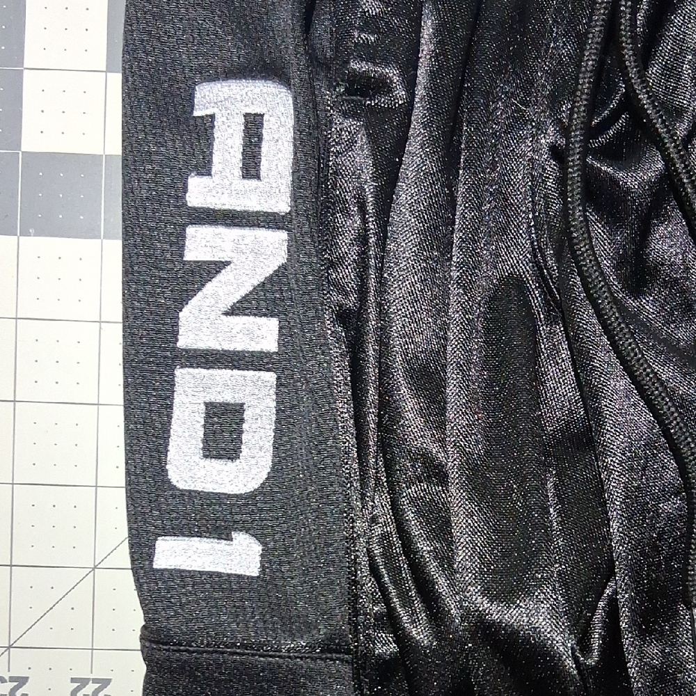 AND1 boys Black Athletic Shorts - Picture 5 of 8